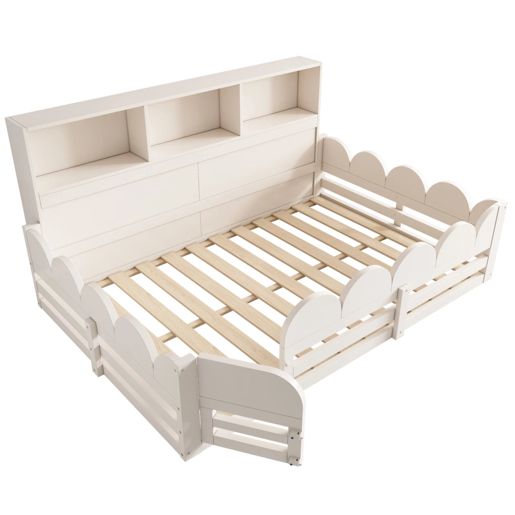 Letto da terra per bambini 140x200 cm bianco con protezione anticaduta, porta e scaffale integrato in legno di pino