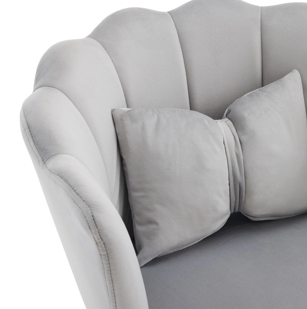 Set di 4 Sedie Moderne in Velluto con Schienale a Petalo e Gambe Dorate in Metallo