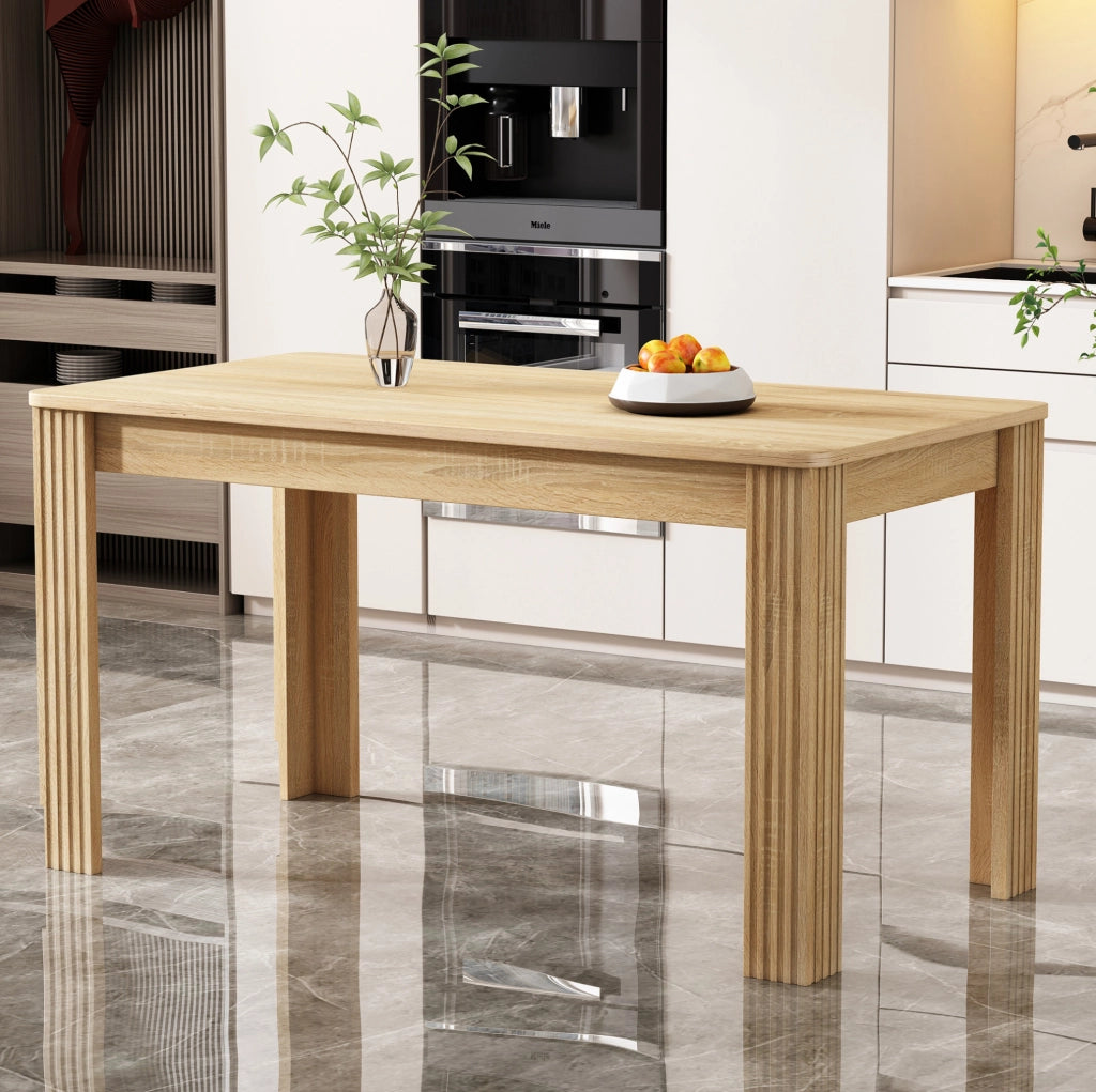 Tavolo rettangolare con 4 gambe in pannello truciolare finitura rovere