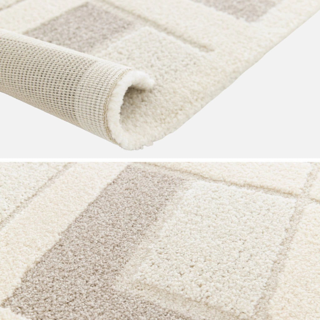 Tappeto da interno con motivi geometrici crema