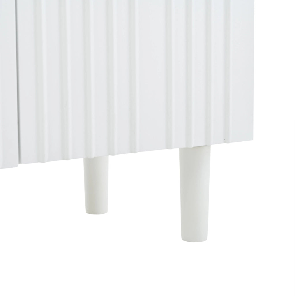 Credenza 120x38;5x79 cm a 3 ante in MDF bianco con ripiani regolabili HOMVRA