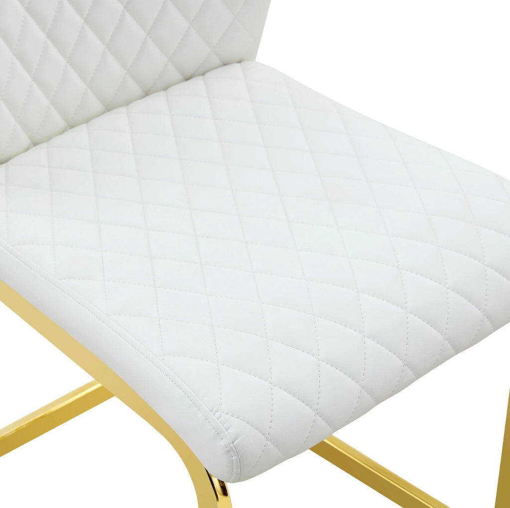 Set 2 sedie da pranzo con schienale alto in pelle PU bianca e struttura oro HOMVRA