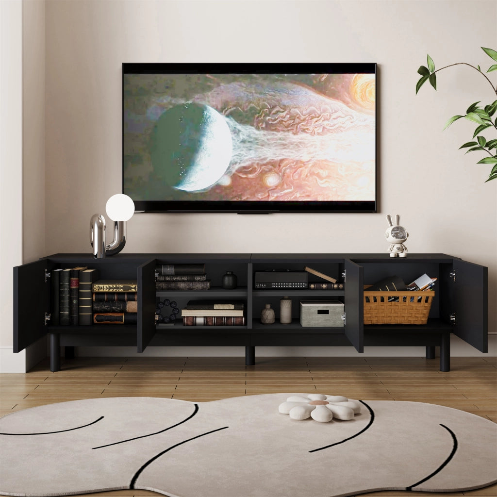 Mobile porta televisore nero a quattro ante con ripiani e gambe stabilizzanti, 169 x 34 x 45,5 cm