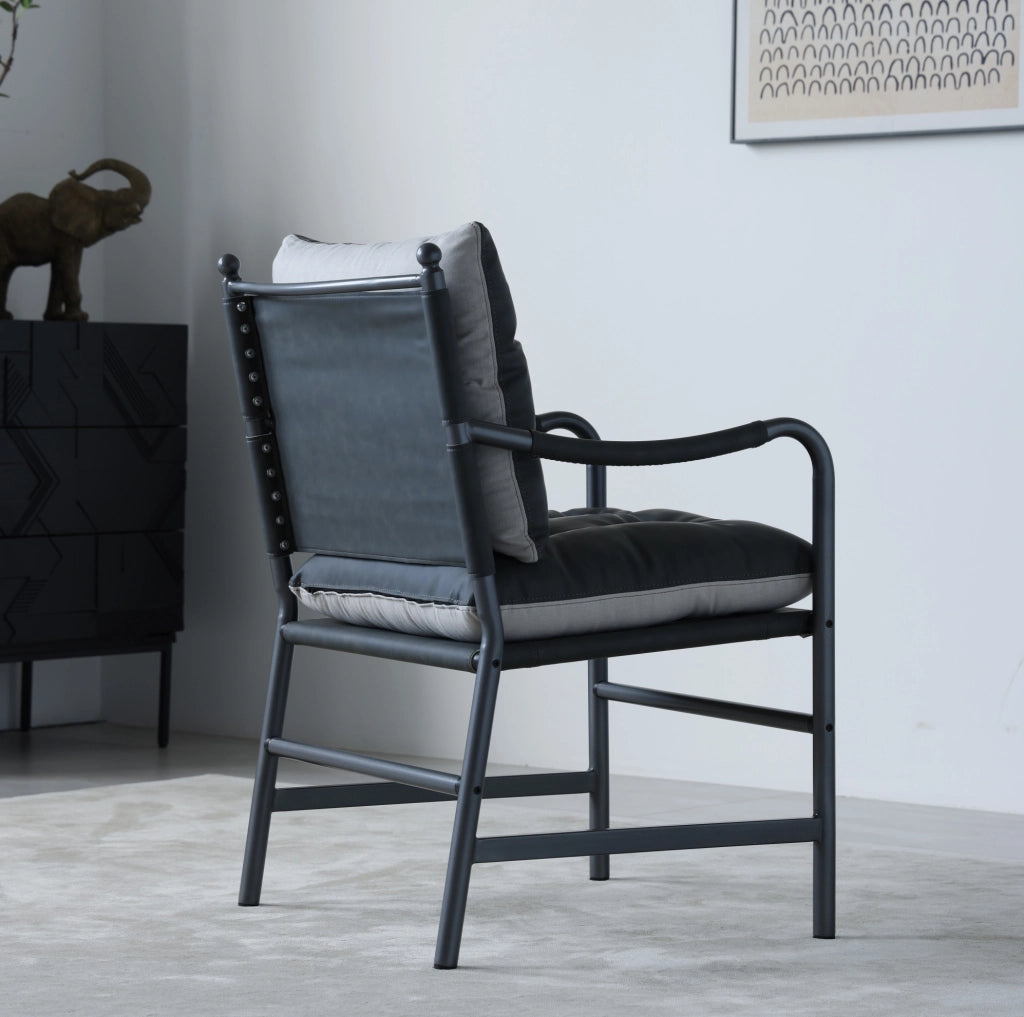 POLTRONA da Accento Moderna Mid-Century in Pelle PU Nera con Struttura in Metallo