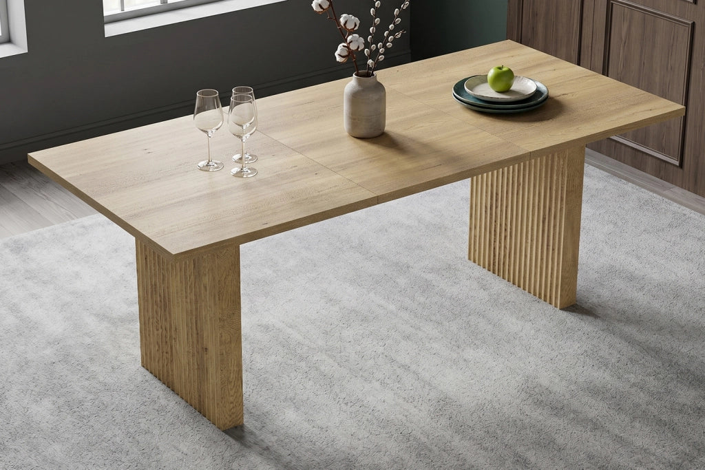 Tavolo allungabile rettangolare in MDF color rovere con piano da 3 cm e gambe a lamelle 140-200 × 90 × 75 cm