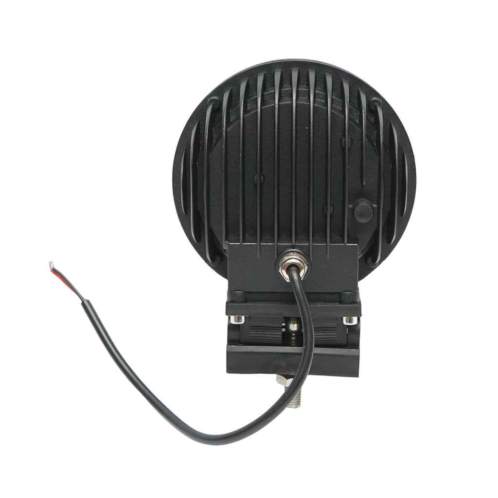 Lampada con 9 LED, 10-60V, 45W, angolo di radiazione 30°, tipo spot, lente 4D, 139x139x74mm, IP67, 6000K, Breckner Germany.