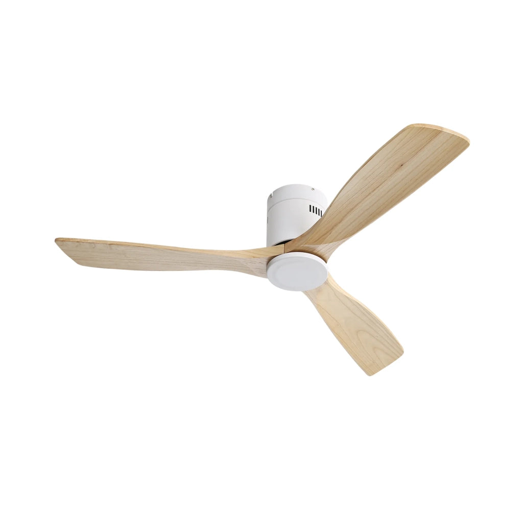 Ventilatore da soffitto bianco con 3 pale in legno, motore DC reversibile e telecomando