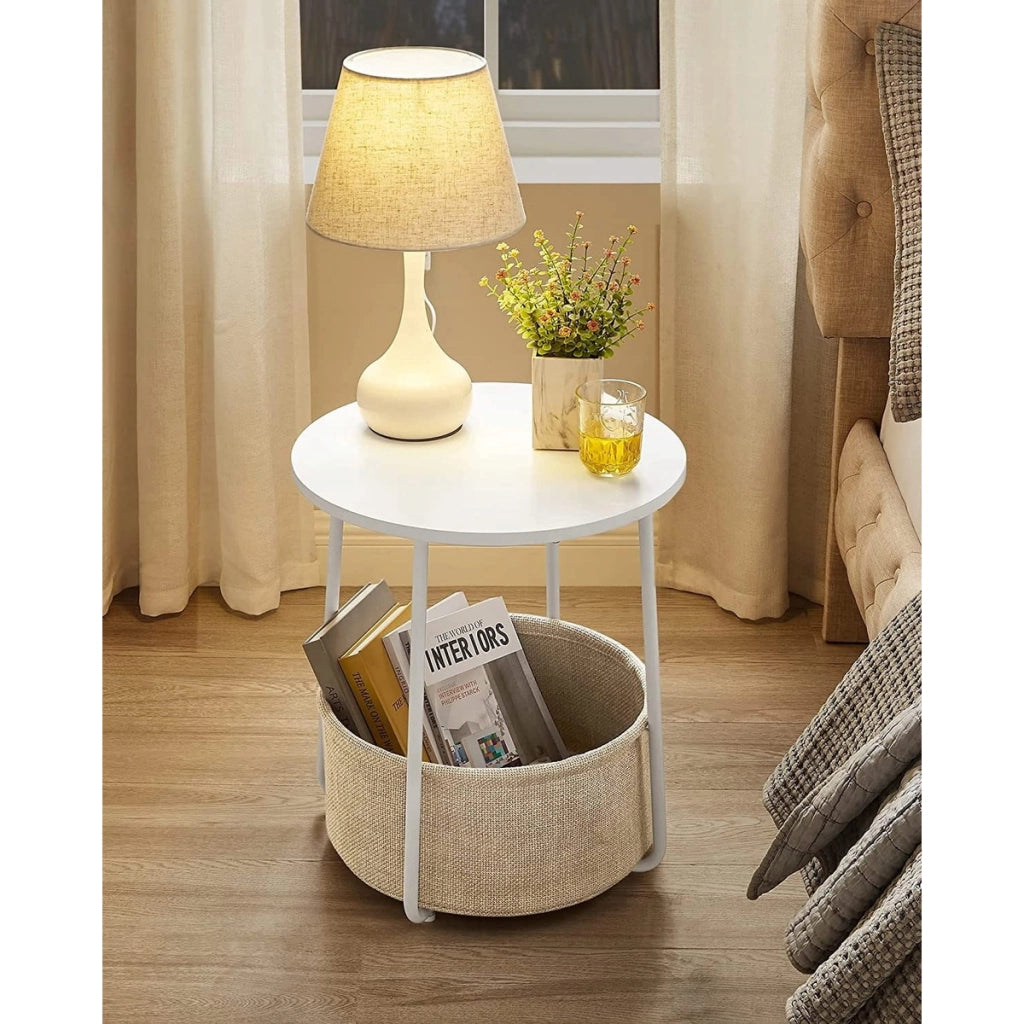 Tavolino da caffè rotondo bianco con cesto portaoggetti beige