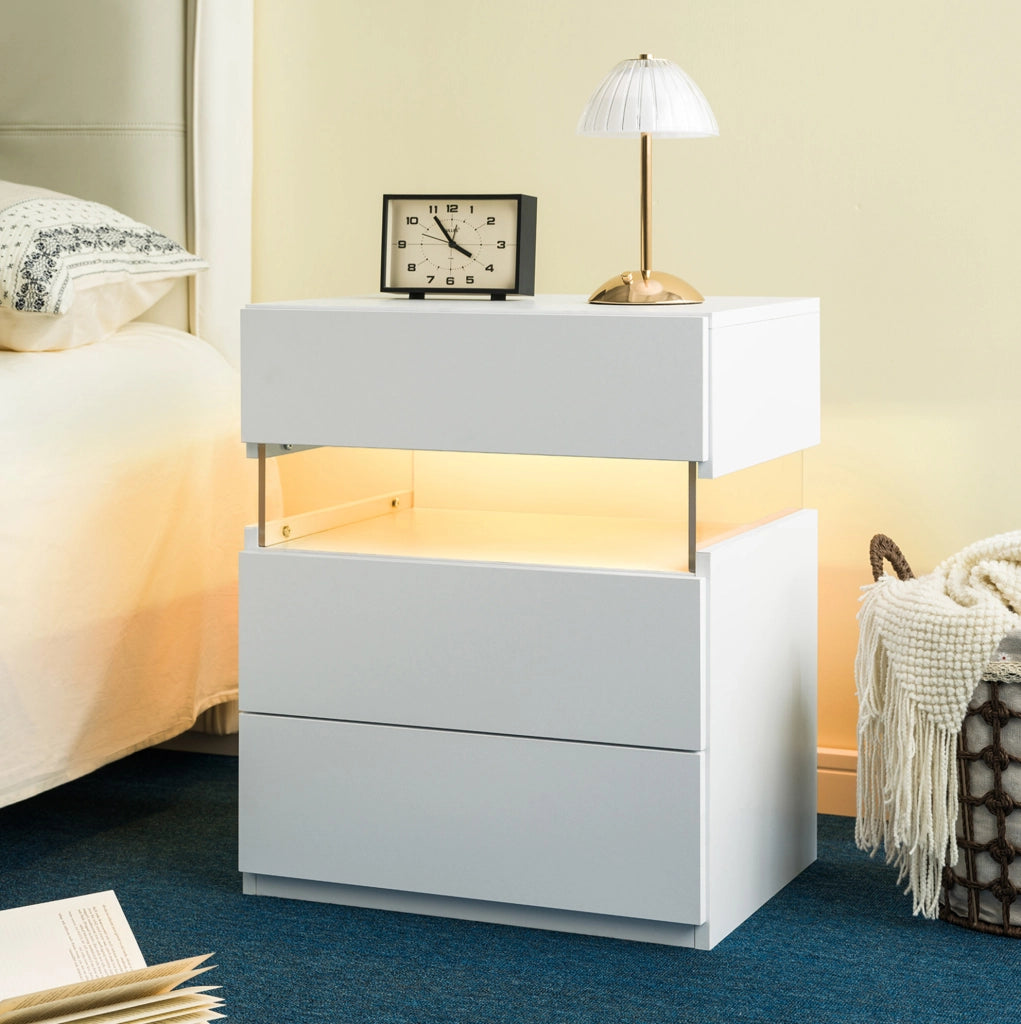 Comodino LED bianco con pannello acrilico e 3 cassetti in legno ingegnerizzato