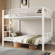Letto a castello ULEVR 140x200 cm in metallo bianco opaco con barriera di sicurezza alta e scala
