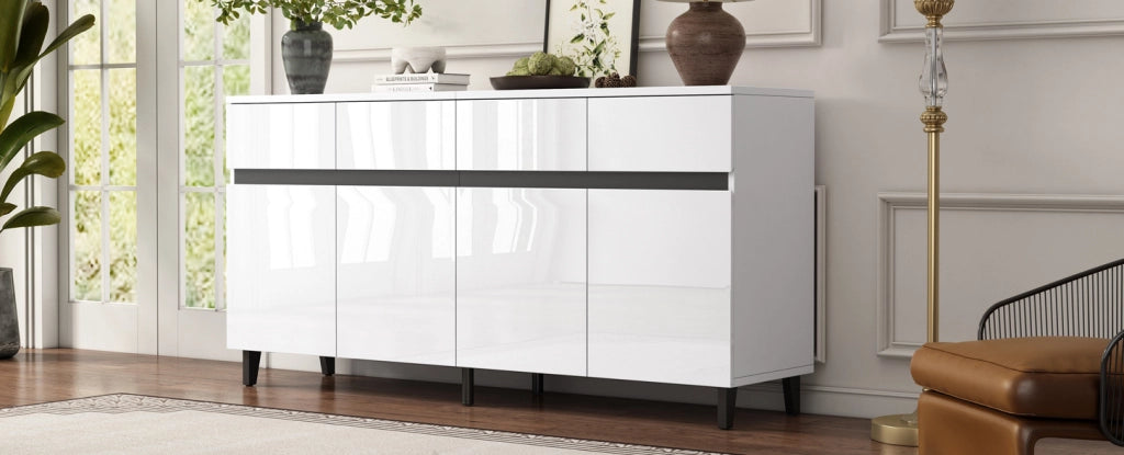 Sideboard bianco lucido con 4 cassetti, 2 ante e ripiani regolabili 160x40x68 cm