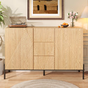Credenza moderna con design geometrico; due ante e tre cassetti; MDF; color legno naturale