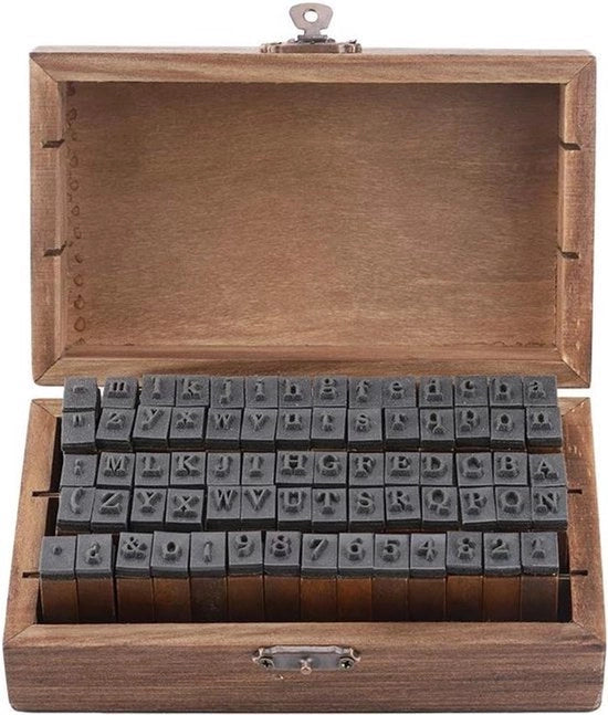 Set di timbri in legno - Vintage - Timbri lettere - Set di timbri - 70 pezzi - Adatto per argilla - Colore o modello - Alfabeto metallico - Timbri piccoli - Set di lettere - 70 pezzi - Timbri - Piccoli