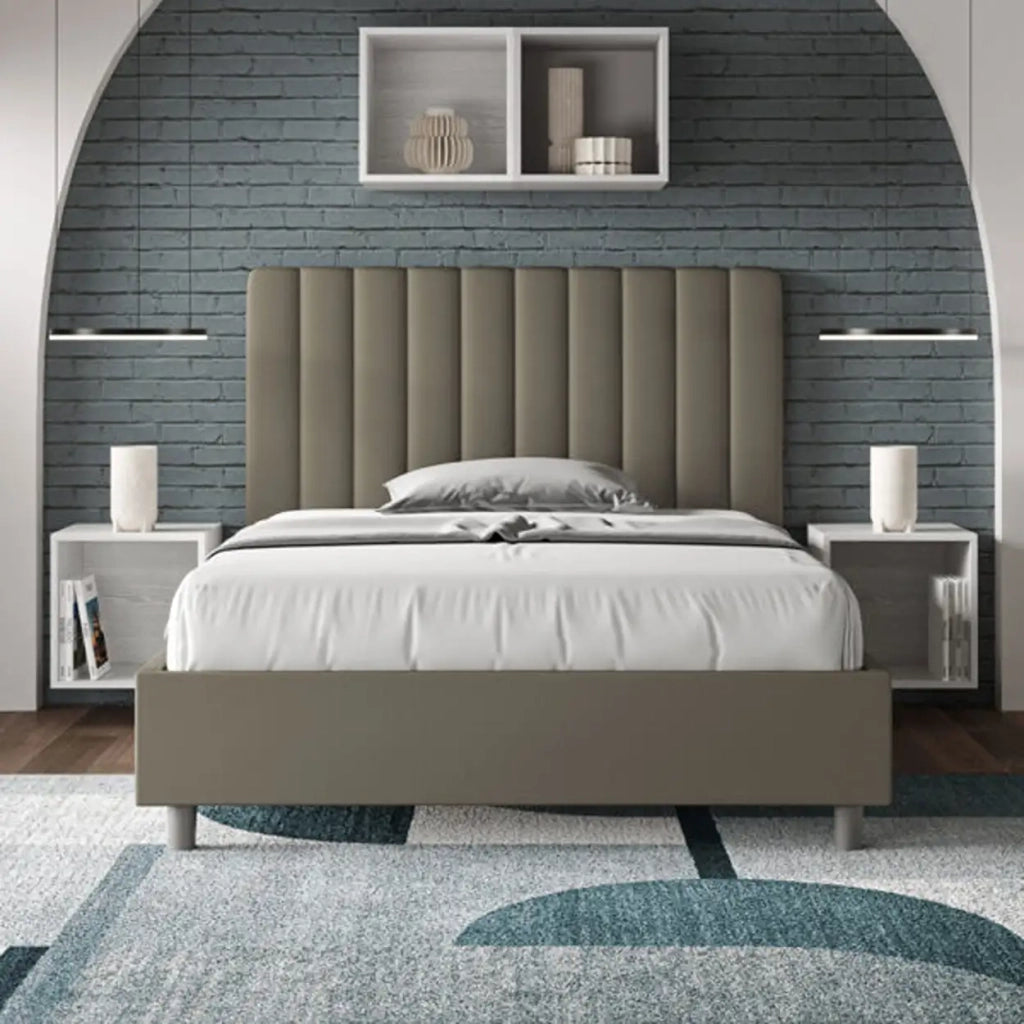 Letto matrimoniale francese senza rete imbottito 140x210 similpelle cappuccino Agueda