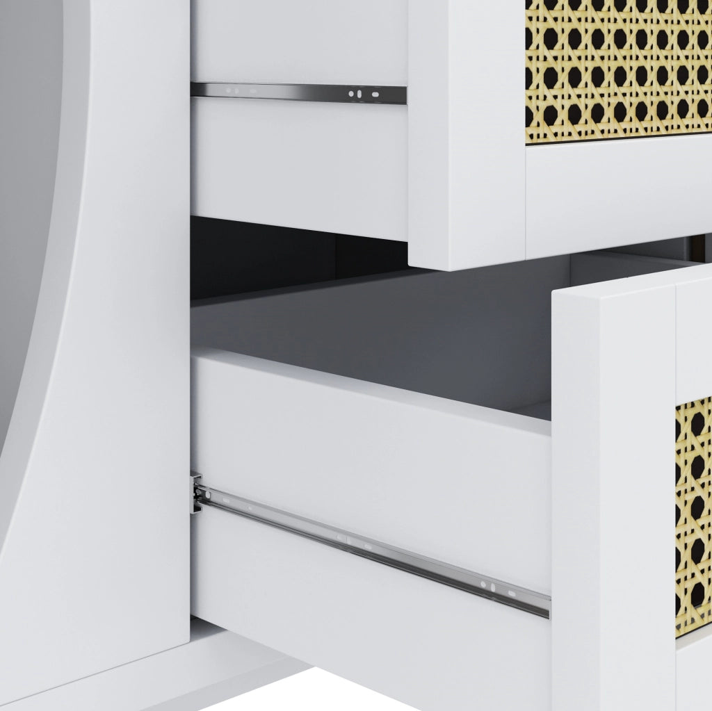 Credenza bianca e color legno con 3 cassetti in rattan