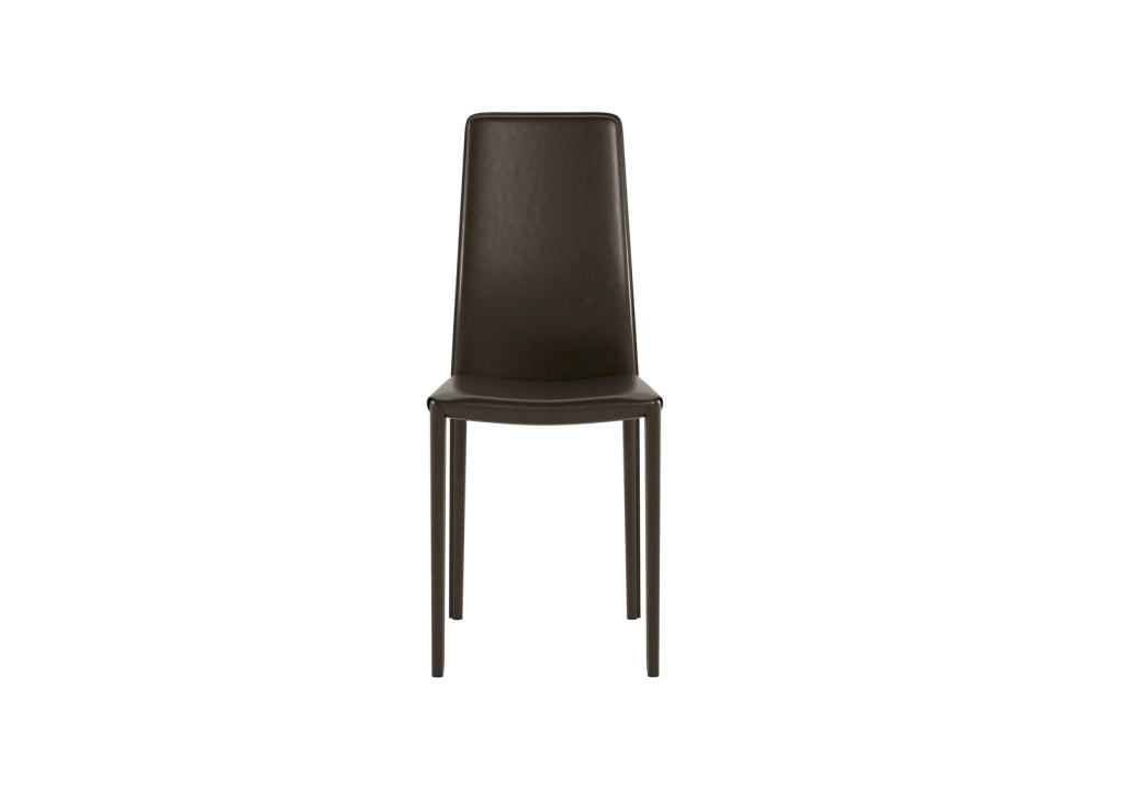 Sedia Kitty in similcuoio cioccolato con gambe rivestite e struttura in metallo - Design moderno impilabile per zona giorno e cucina