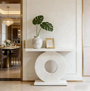 Tavolo consolle bianco in MDF e metallo con base geometrica floreale