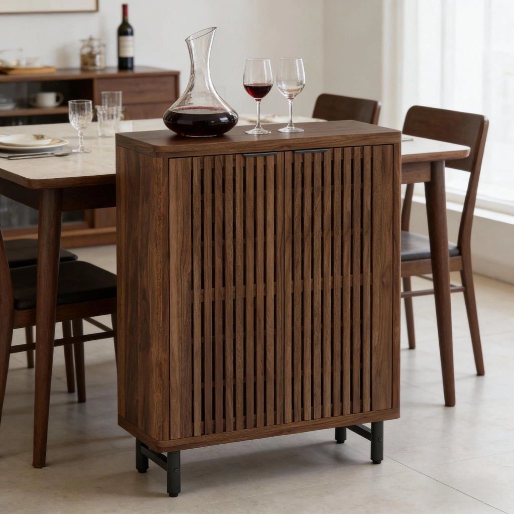 Scarpiera autoportante con ante a persiana e ripiani regolabili in MDF marrone scuro 85 × 35 × 110 cm